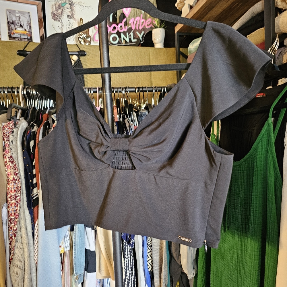 Black Crop Top